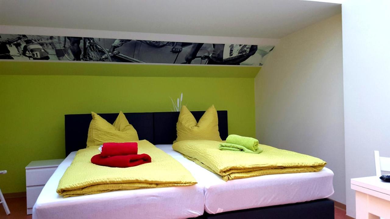 Hotel Radlerhof Spreewald à Kolkwitz  Extérieur photo
